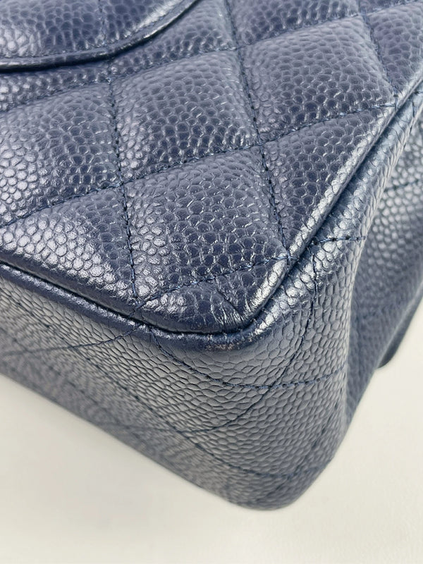 Classic Double Flap Bag Quilted Caviar Medium