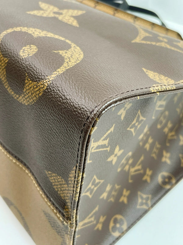 OnTheGo Tote Reverse Monogram Giant GM