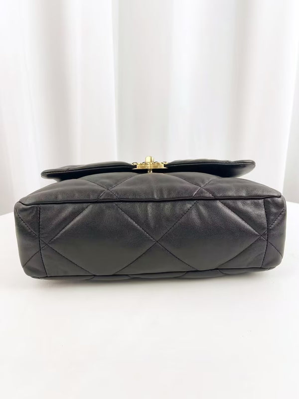 CHANEL 19 Flap Bag Quilted Goatskin Medium