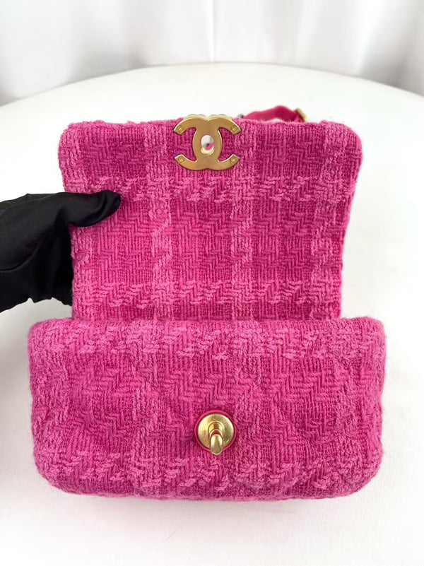 CHANEL 19 Flap Bag Quilted Tweed Small