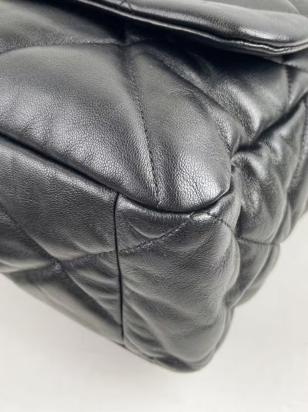 CHANEL 19 Flap Bag Quilted Goatskin Medium