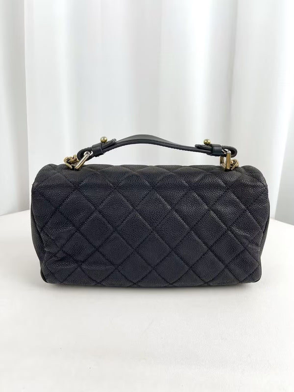 CHANEL Classic Single Flap Quilted Caviar Medium