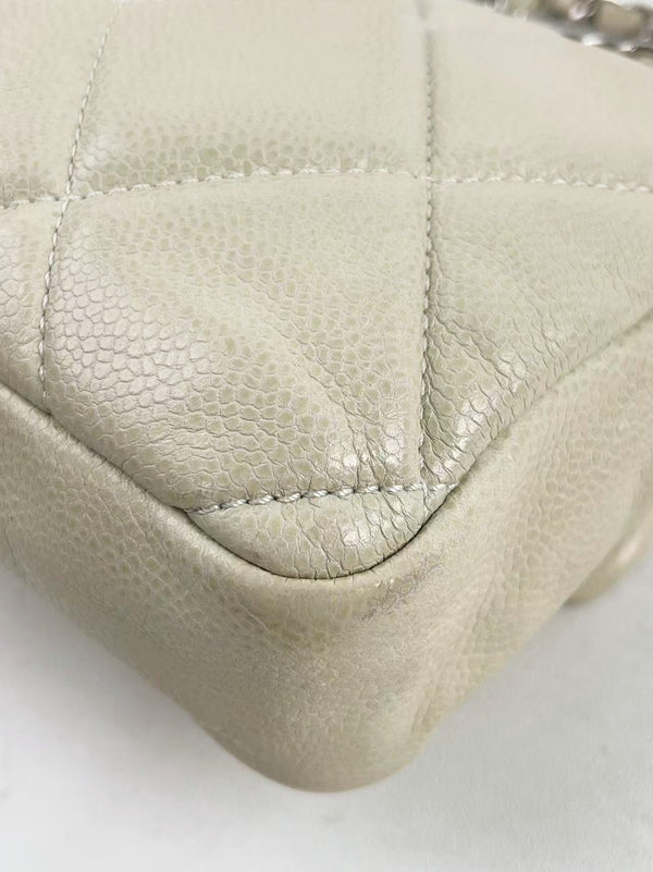 CHANEL Classic Single Flap Bag Quilted Caviar Medium