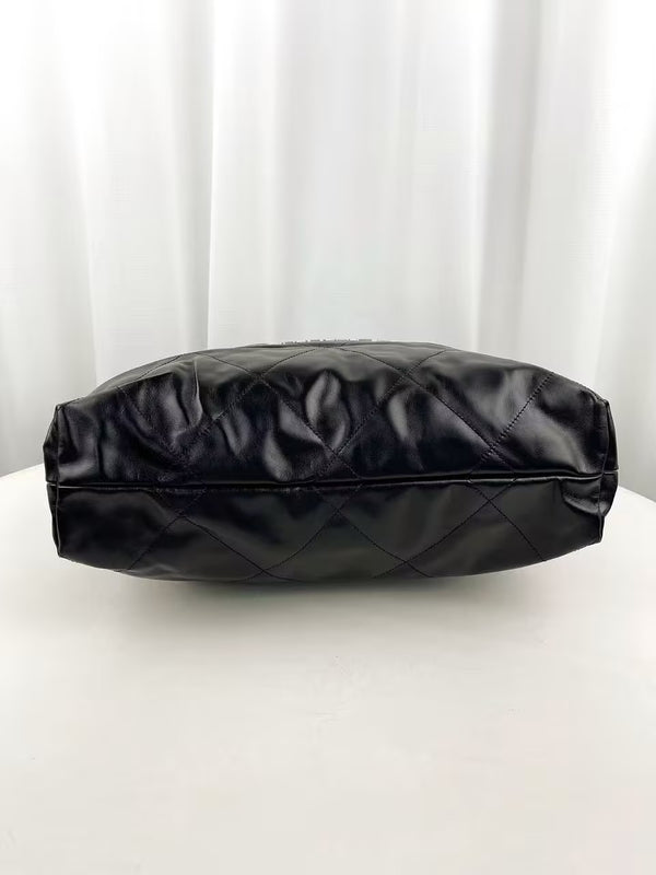 CHANEL 22 Chain Hobe Quilted Calfskin Large