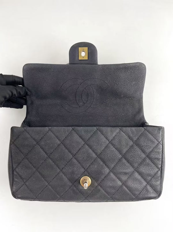 CHANEL Classic Single Flap Quilted Caviar Medium