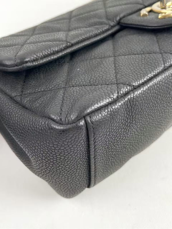 CHANEL Classic Single Flap Quilted Caviar Medium