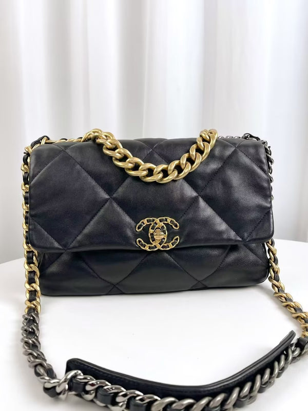 CHANEL 19 Flap Bag Quilted Leather Medium