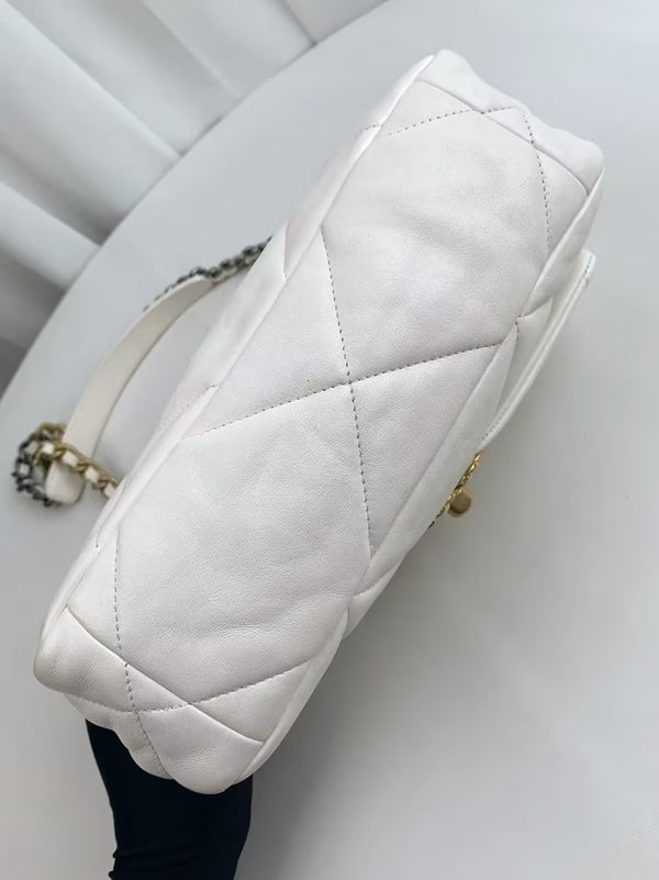CHANEL 19 Flap Bag Quilted Leather Medium