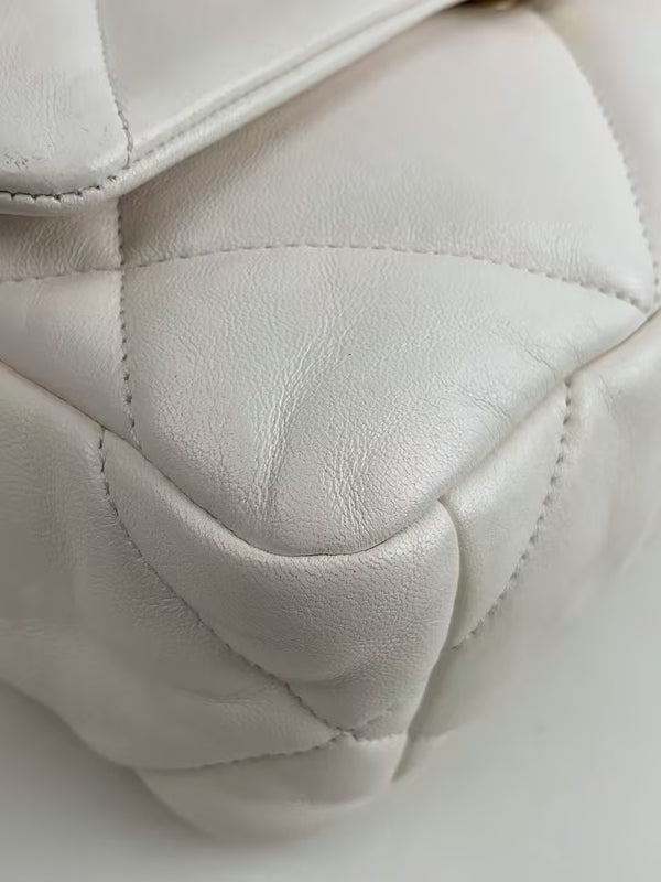 CHANEL 19 Flap Bag Quilted Leather Medium