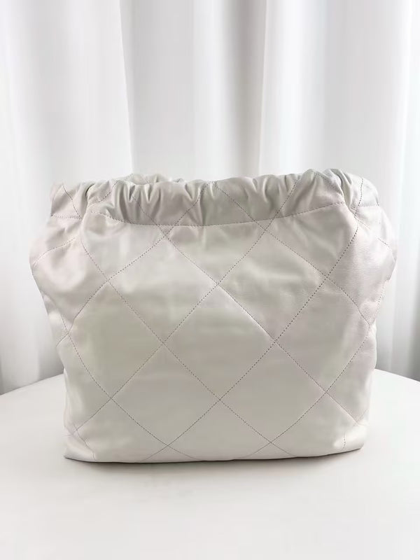 CHANEL 22 Chain Hobo Quilted Calfskin Medium