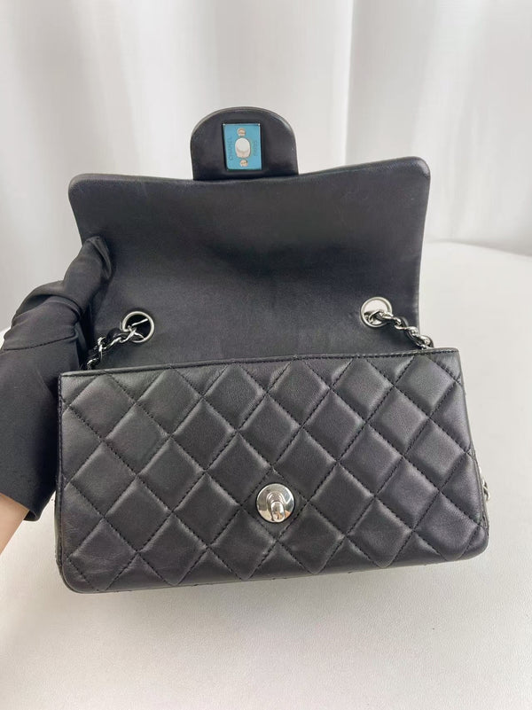 CHANEL Classic Single Flap Bag Quilted Lambskin Mini