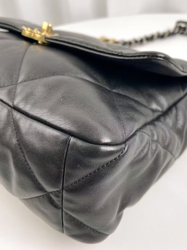 CHANEL 19 Flap Bag Quilted Leather Medium